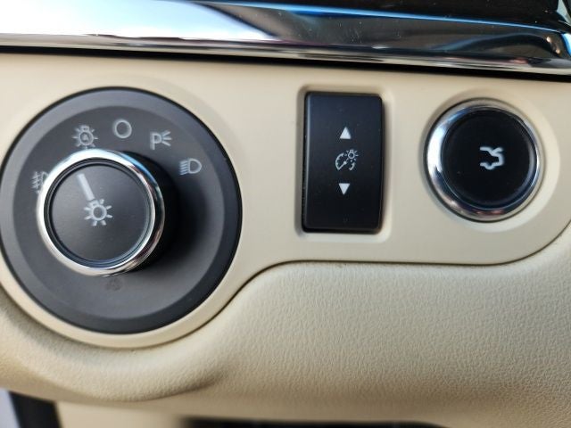 2013 Lincoln MKS Base