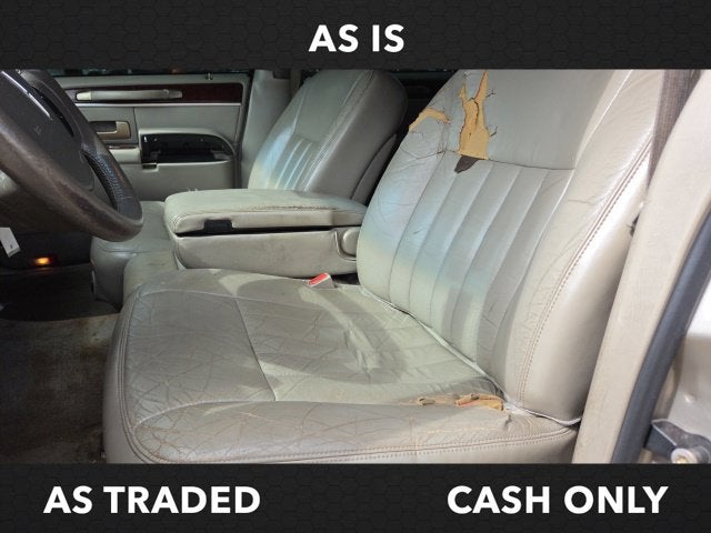 2005 Lincoln Town Car Signature