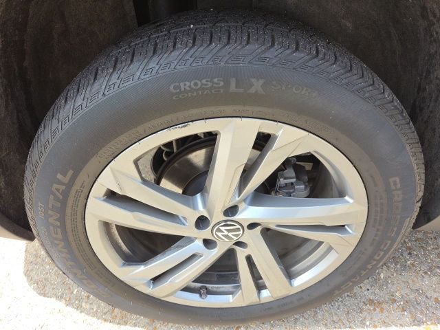 2024 Volkswagen Atlas Cross Sport 2.0T SEL R-Line