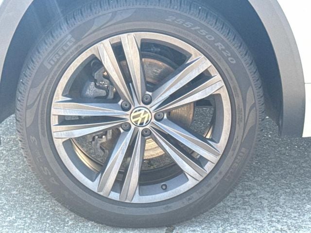 2021 Volkswagen Atlas 3.6L V6 SE w/Technology R-Line