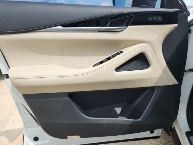 2023 INFINITI QX60 PURE