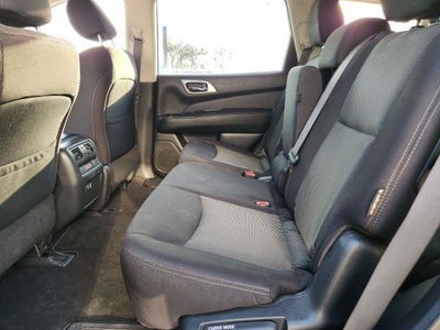 2020 Nissan Pathfinder SV