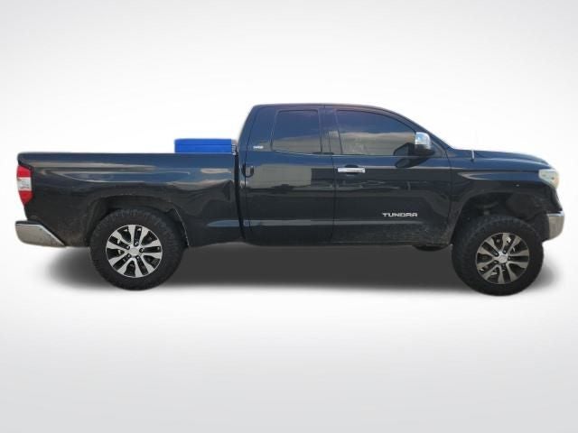 2017 Toyota Tundra SR5