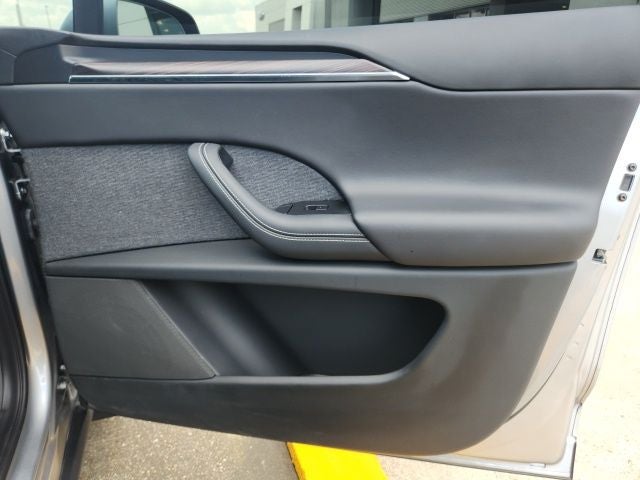2024 Tesla Model X Base