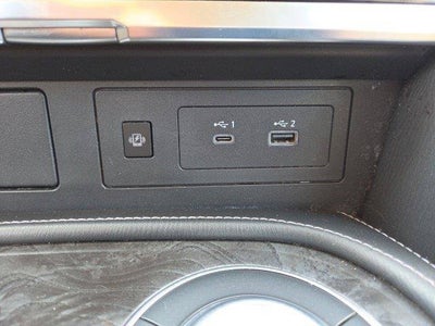 2023 INFINITI QX80 LUXE