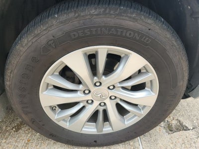 2017 INFINITI QX80 Base