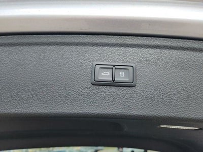 2023 Audi Q5 40 Premium quattro