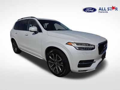 2016 Volvo XC90 T6 Momentum
