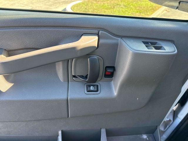 2016 Chevrolet Express 3500 LT Passenger