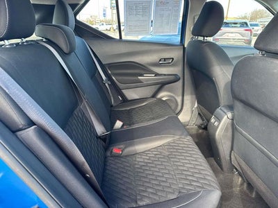 2022 Nissan Kicks SV