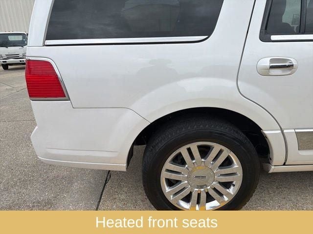 2012 Lincoln Navigator Base