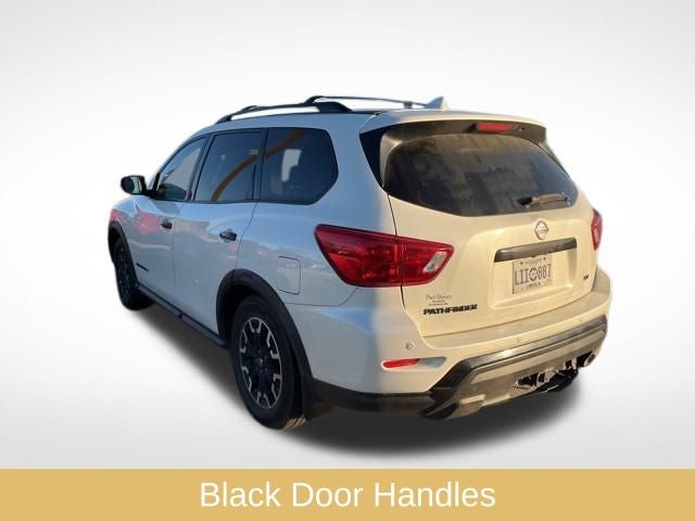 2020 Nissan Pathfinder SV