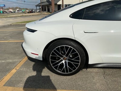 2023 Porsche Taycan Base