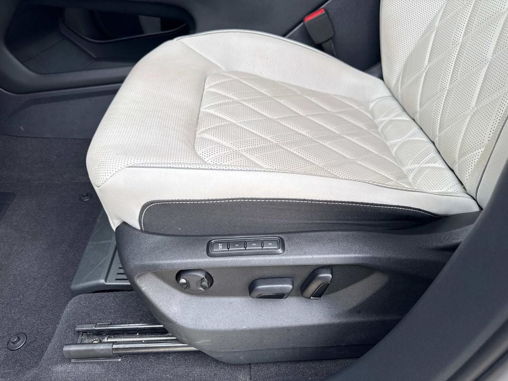 2024 Volkswagen Atlas Cross Sport 2.0T SEL Premium R-Line