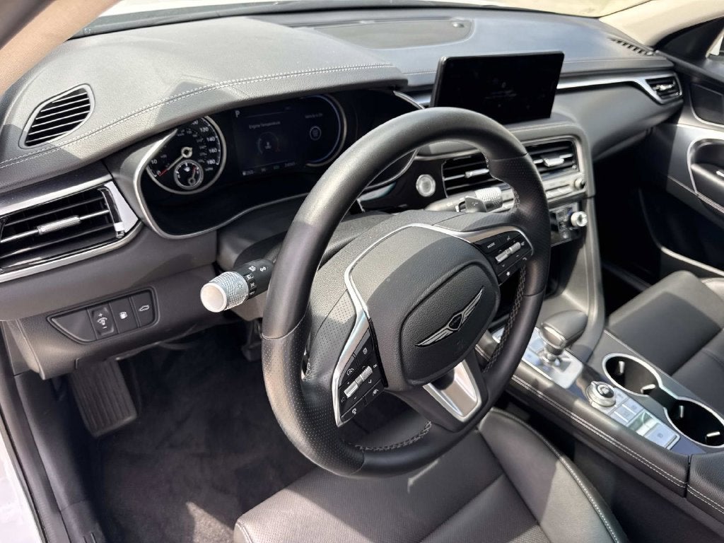 2025 Genesis G70 2.5T