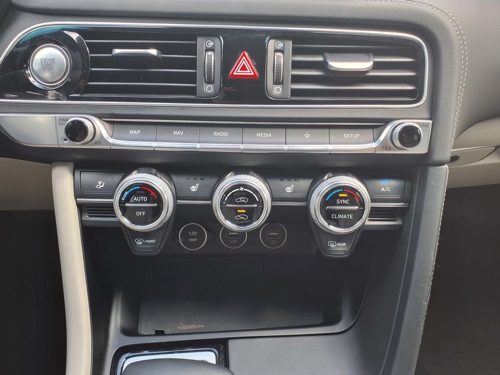 2023 Genesis G70 2.0T