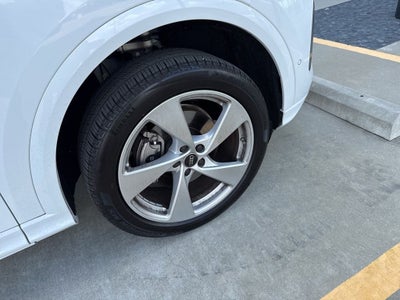 2025 Audi Q5 2.0T Premium Plus quattro