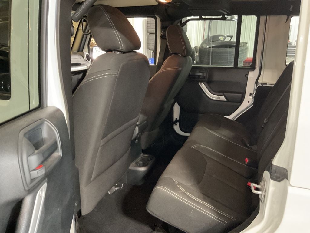 2016 Jeep Wrangler Unlimited Sahara
