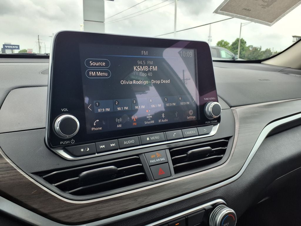 2025 Nissan Altima 2.5 SV