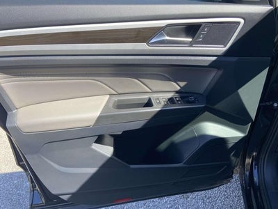 2023 Volkswagen Atlas 2.0T SE