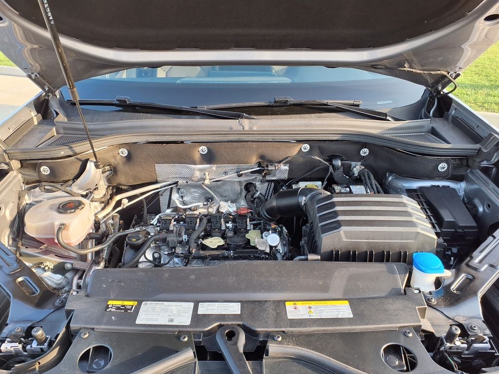 2024 Volkswagen Atlas Cross Sport 2.0T SE w/Technology