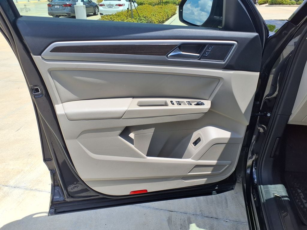 2019 Volkswagen Atlas 3.6L V6 SEL R-Line R-Line