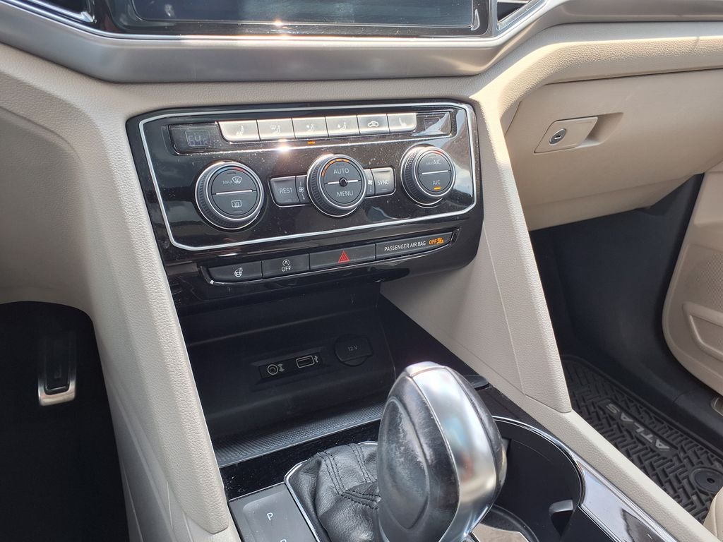 2019 Volkswagen Atlas 3.6L V6 SEL R-Line R-Line