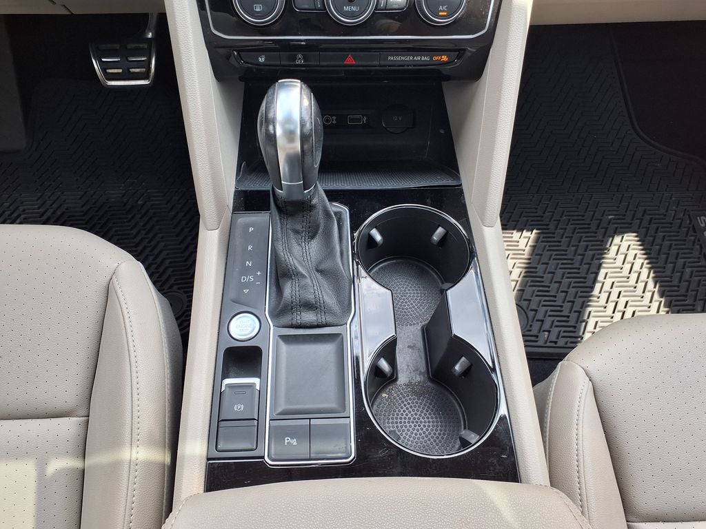 2019 Volkswagen Atlas 3.6L V6 SEL R-Line R-Line