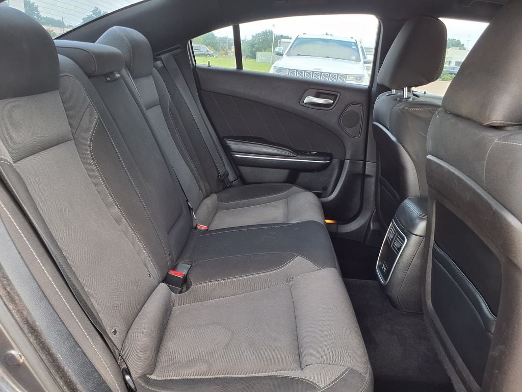 2015 Dodge Charger SXT
