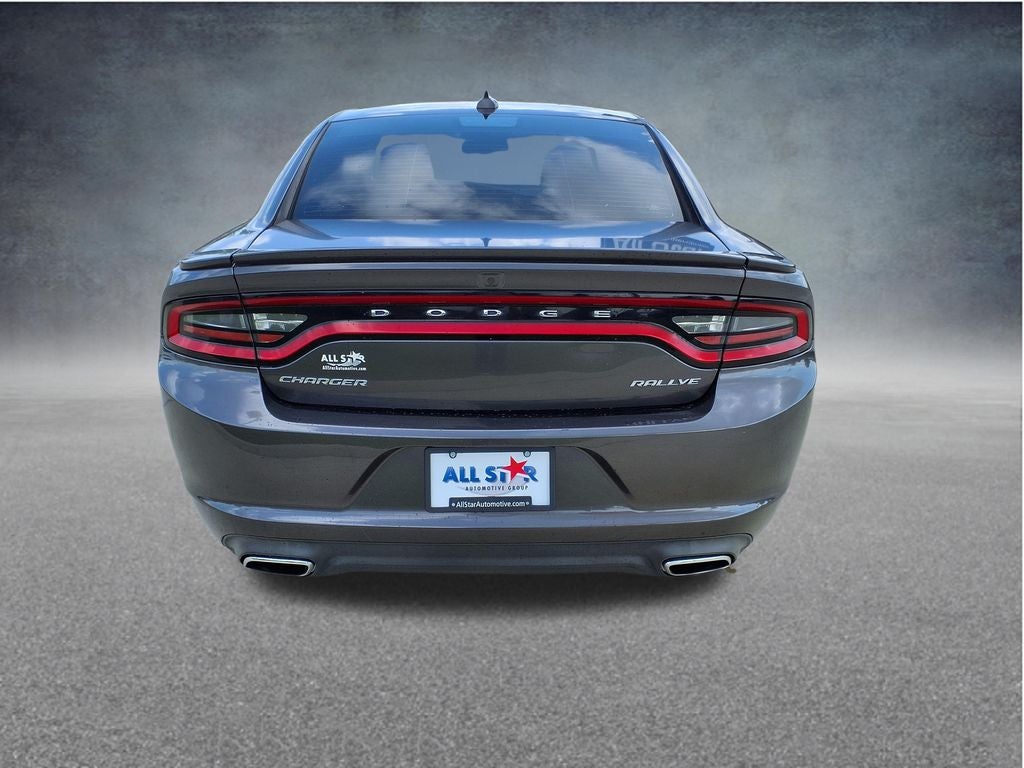 2015 Dodge Charger SXT