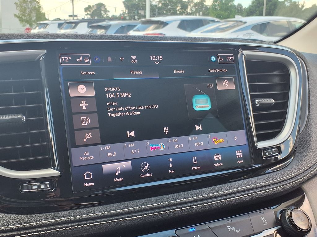 2024 Chrysler Pacifica Hybrid Select