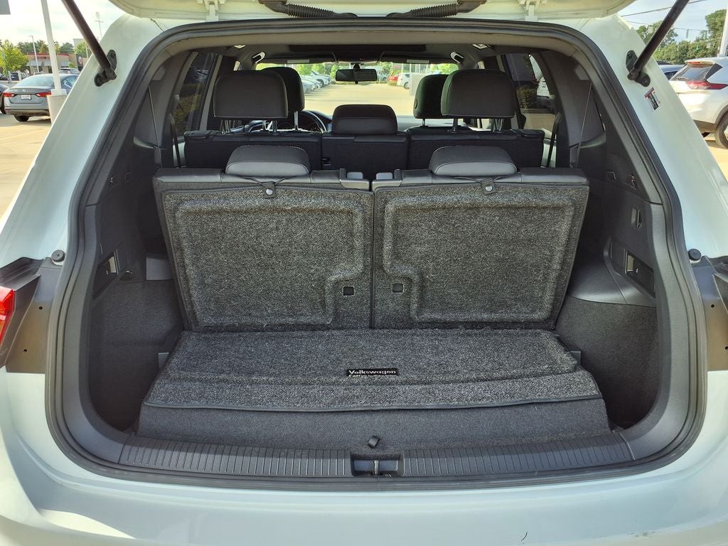 2021 Volkswagen Tiguan 2.0T SE R-Line Black