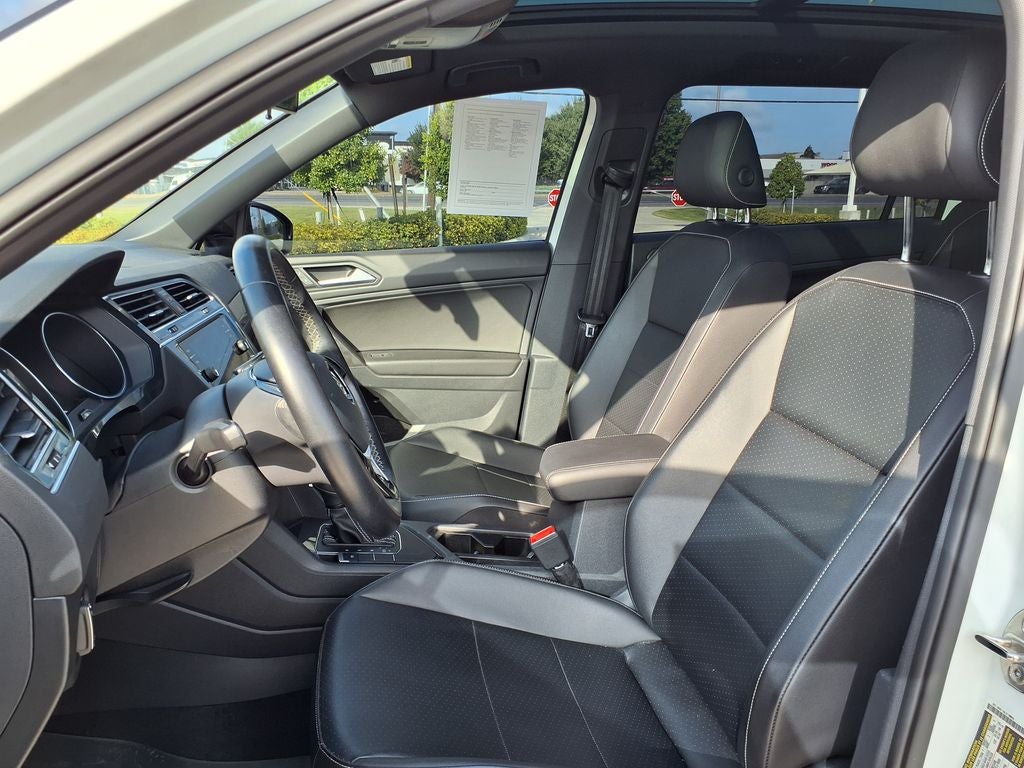2021 Volkswagen Tiguan 2.0T SE R-Line Black