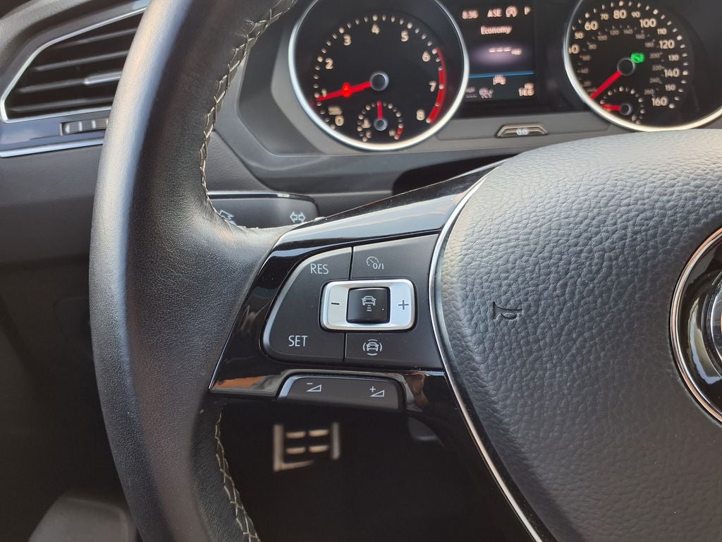 2021 Volkswagen Tiguan 2.0T SE R-Line Black