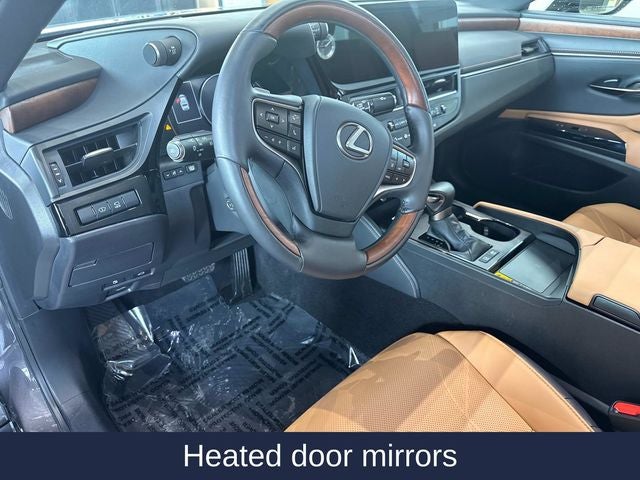 2025 Lexus ES 300h Luxury