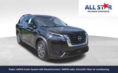 2025 Nissan Pathfinder SV