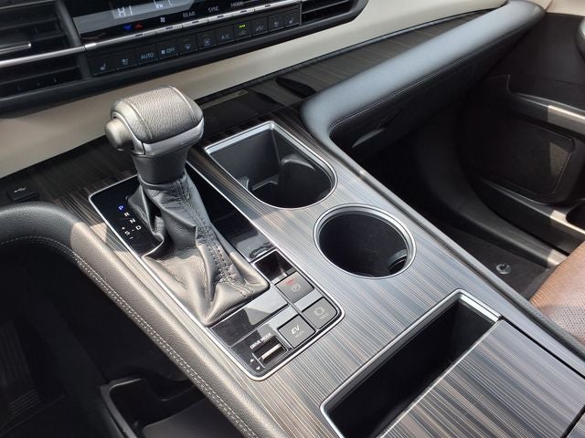 2021 Toyota Sienna Platinum 7 Passenger
