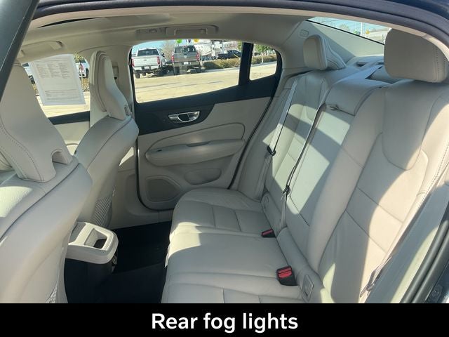 2023 Volvo S60 B5 Plus Dark Theme