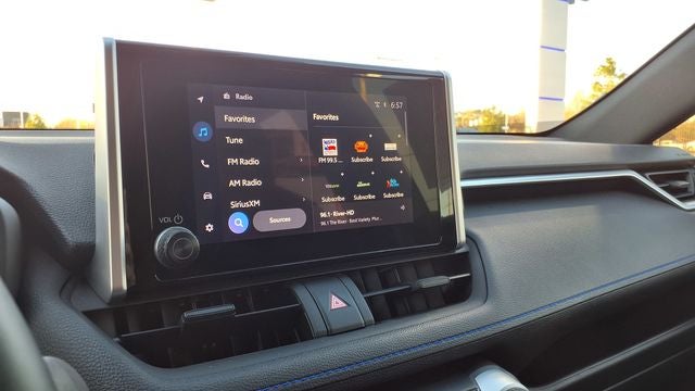 2024 Toyota RAV4 Hybrid SE