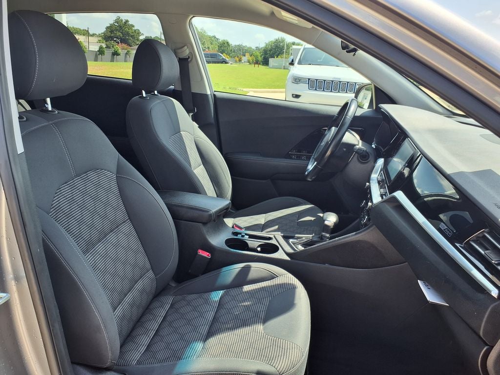 2022 Kia Niro Plug-In Hybrid LXS