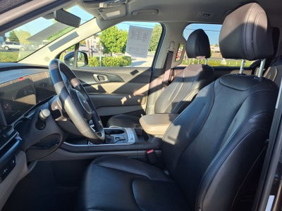 2025 Kia Carnival LXS