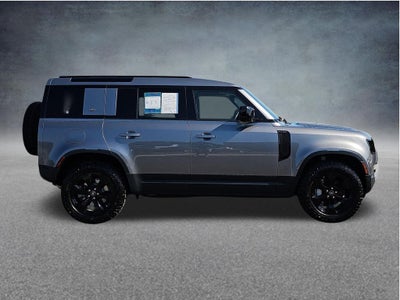 2023 Land Rover Defender 110 SE