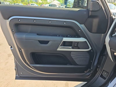 2023 Land Rover Defender 110 SE