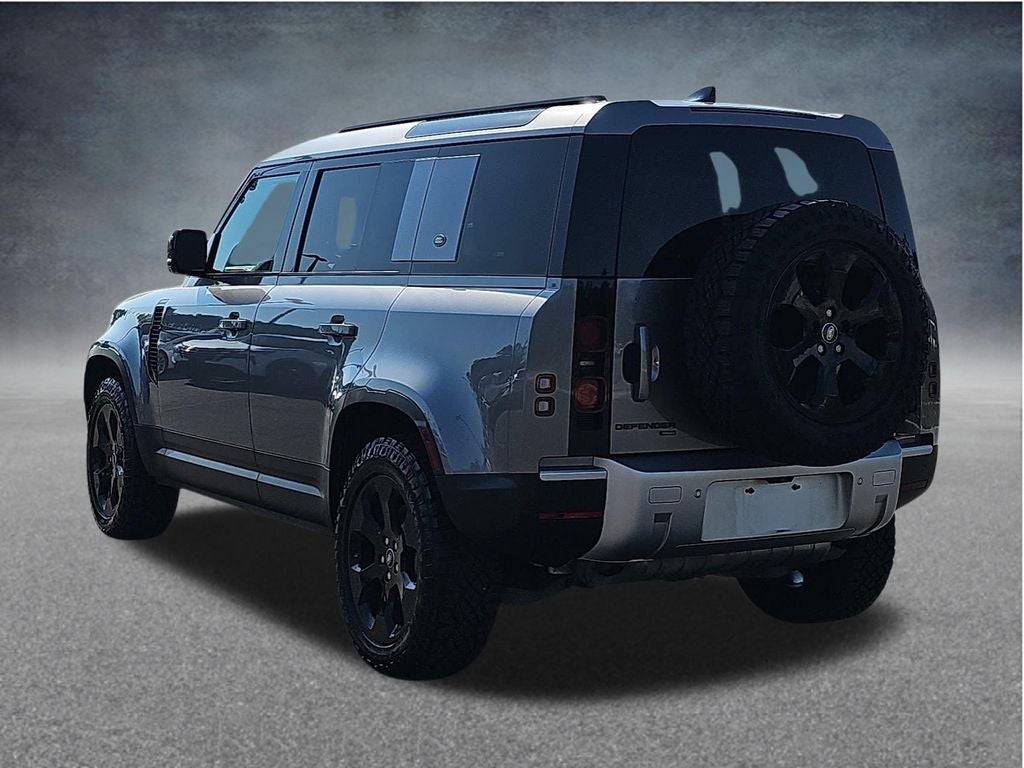 2023 Land Rover Defender 110 SE
