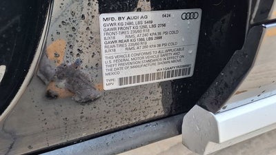 2024 Audi Q5 45 S line Premium quattro