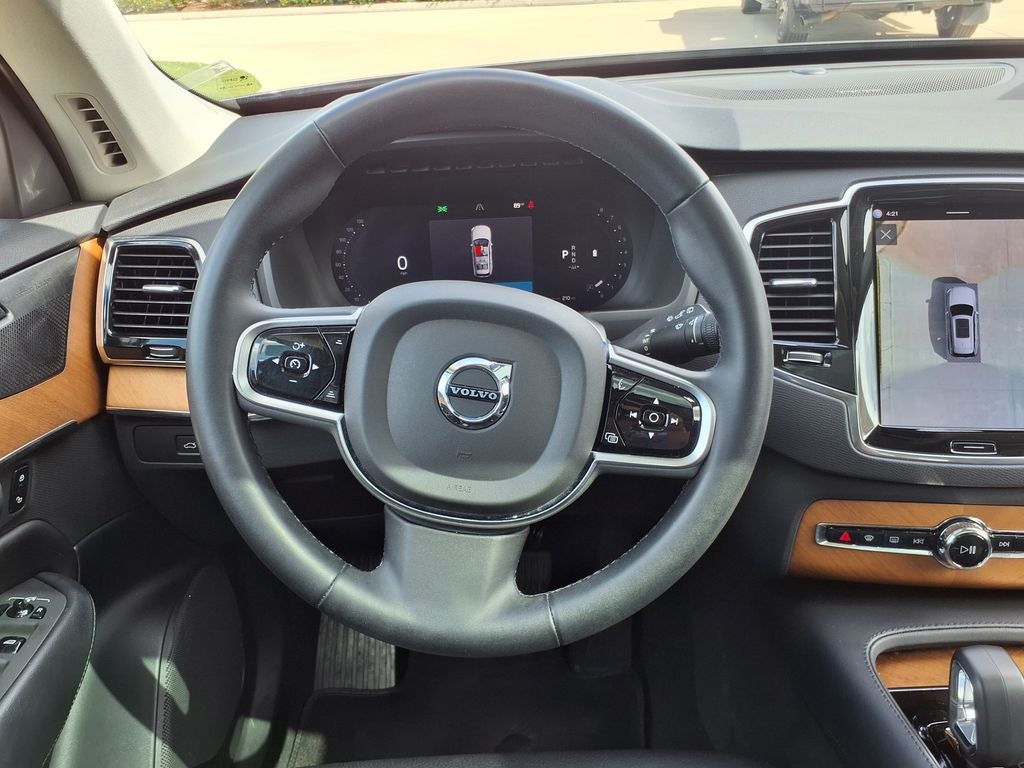 2023 Volvo XC90 B6 Plus 7-Seater