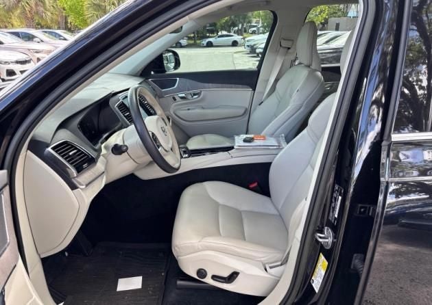 2023 Volvo XC90 B6 Plus 7-Seater