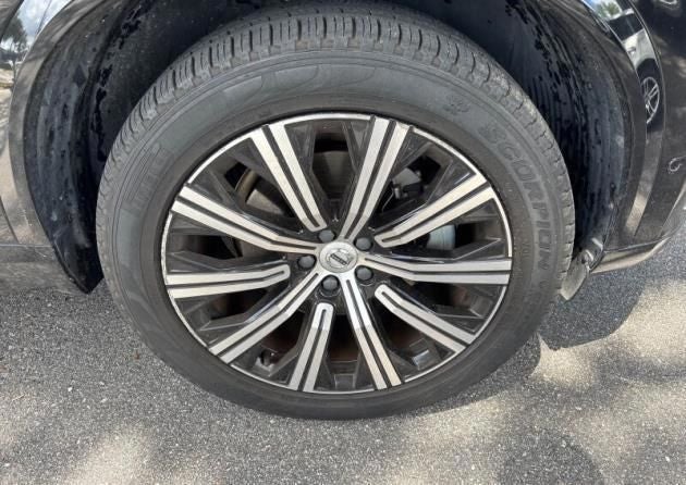2023 Volvo XC90 B6 Plus 7-Seater