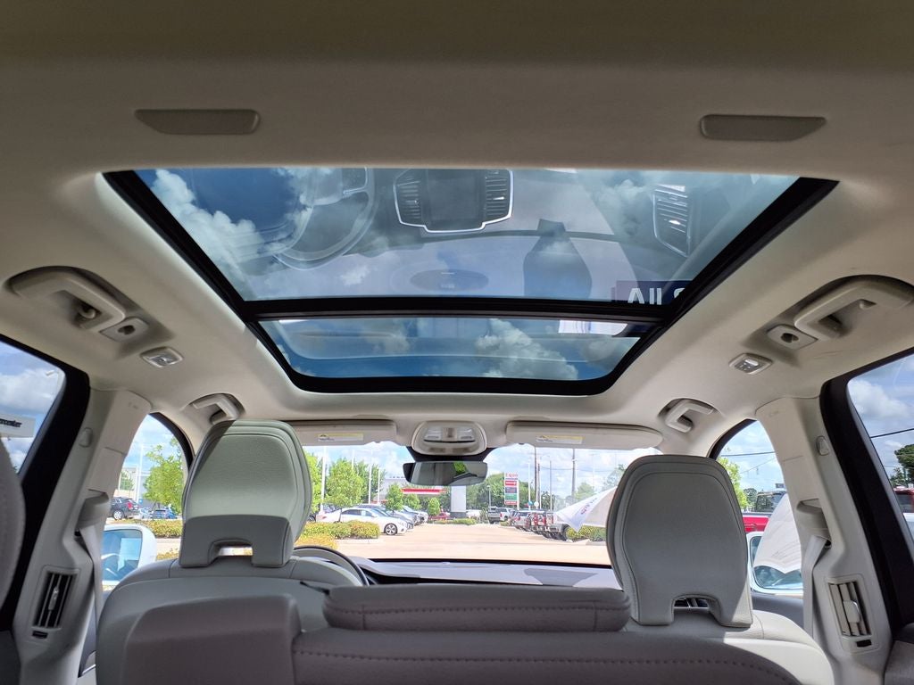 2023 Volvo XC90 B6 Plus 7-Seater