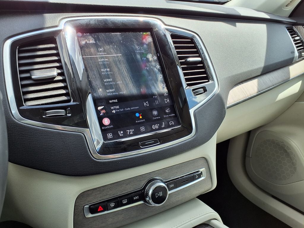 2023 Volvo XC90 B6 Plus 7-Seater